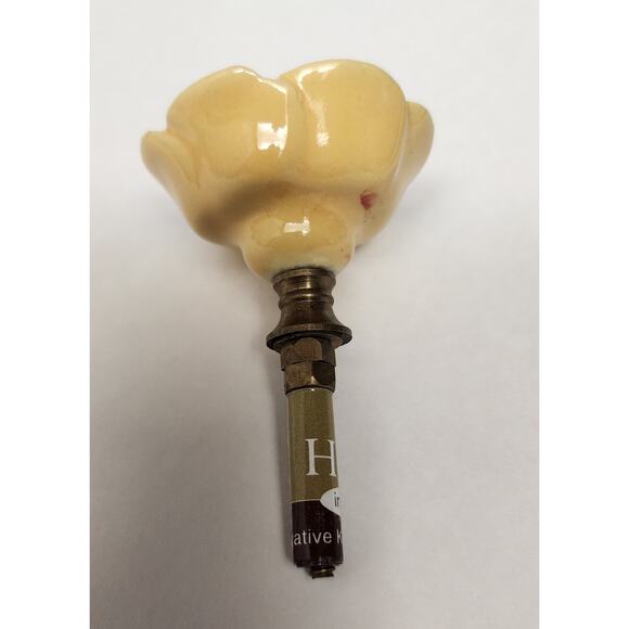 Home Inspirations Decorative 2" Wide Knobs Yellow/Red Lots Of 5 - Picture 4 of 5